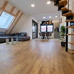 Brandneues Stadtglanz Apartment
