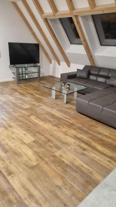 Brandneues Stadtglanz Appartement Stuttgart