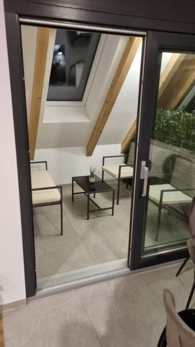 Appartement Brandneues Stadtglanz *
